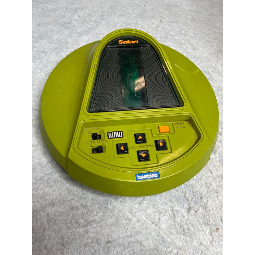 Vintage 1981 Bambino Safari ET-1101 Electronic Handheld Game Green VFD Tabletop